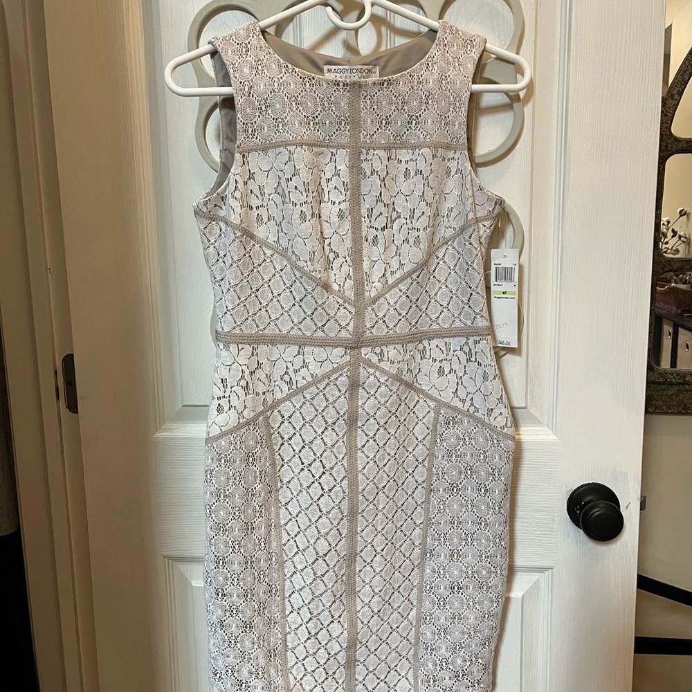 NWT! Maggy London Petites Elegant Lace Sleeveless Dress - Picture 2 of 9